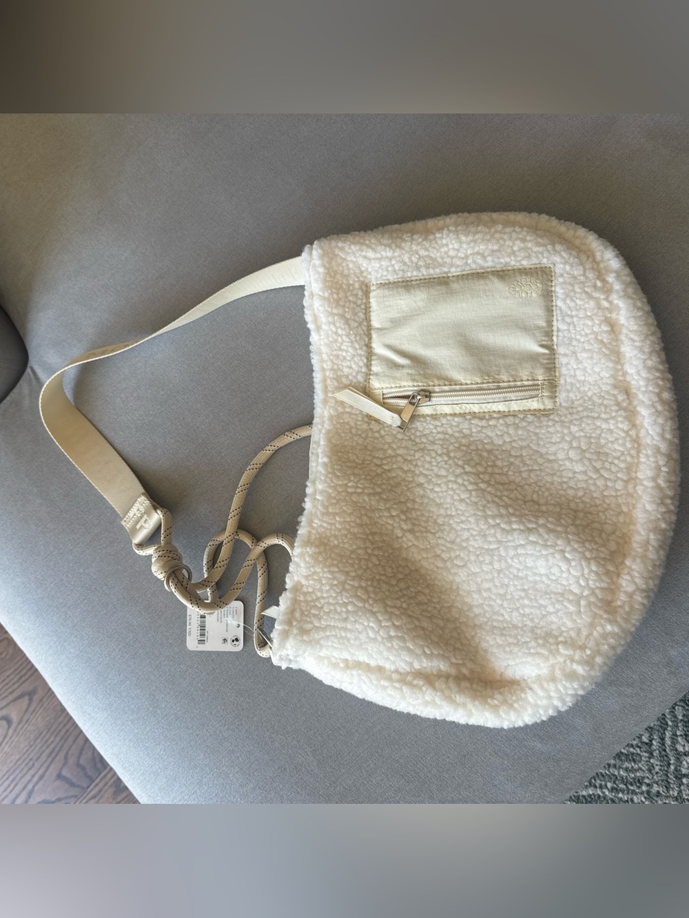 NWT Free People Slopes Sherpa Sling Bag - Picture 2 of 6